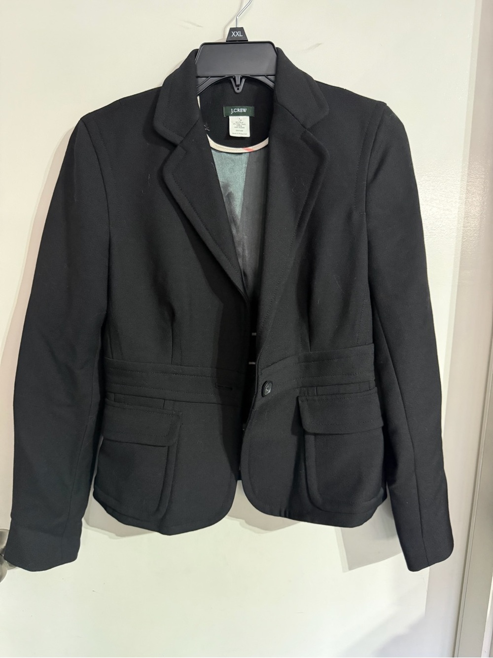 EUC Women’s J Crew Black Wool Blazer With Front Pockets Size 2